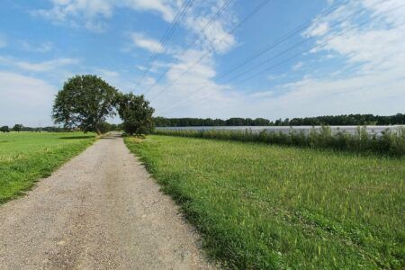 Photovoltaik Anlage - Integration ins Landschaftsbild - Prüfbild